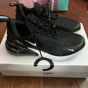 Nike AirMax 270